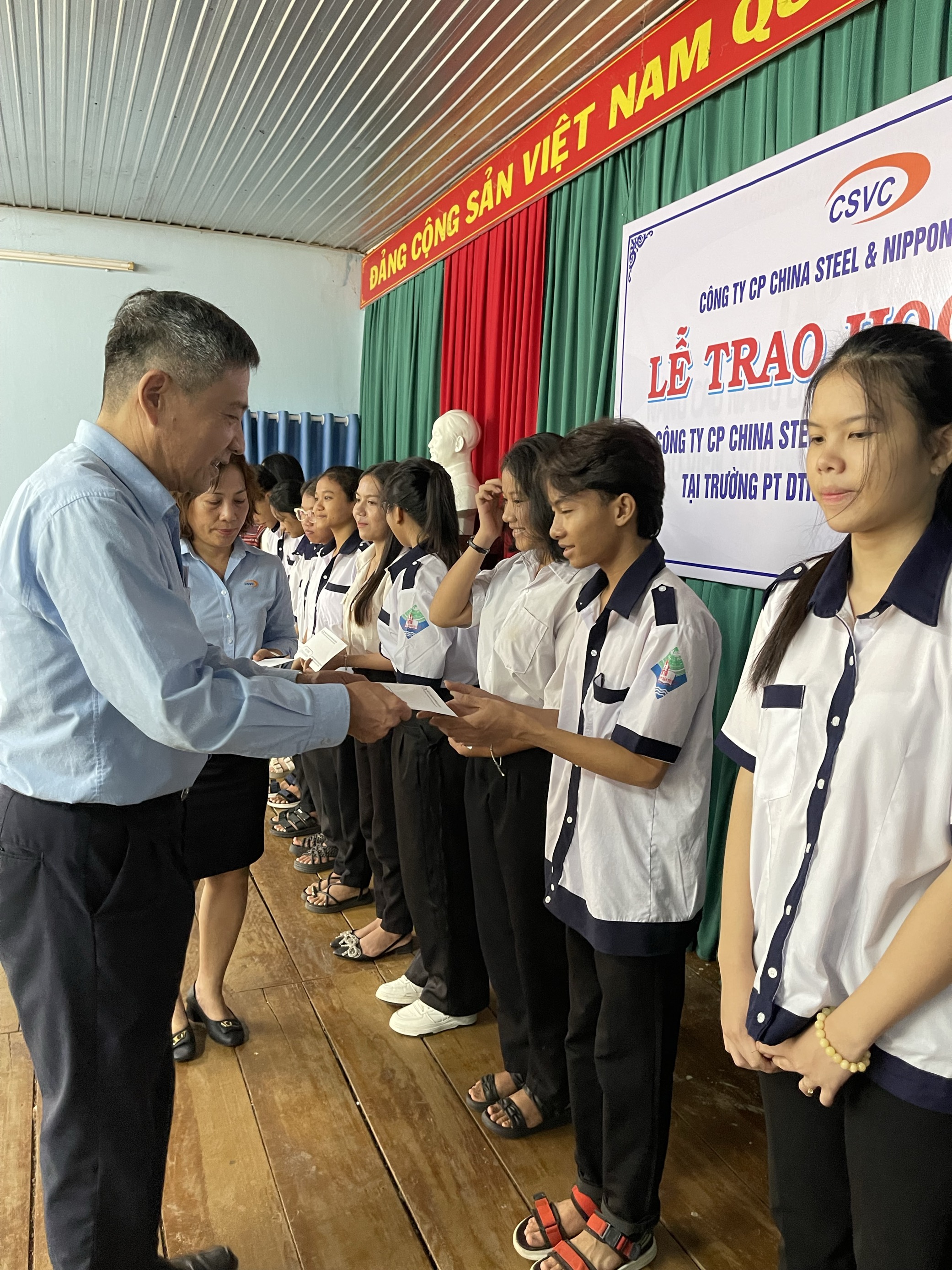 AWARDING SCHOLARSHIPS TO POOR STUDENTS IN SCHOOL YEAR 2023-2024