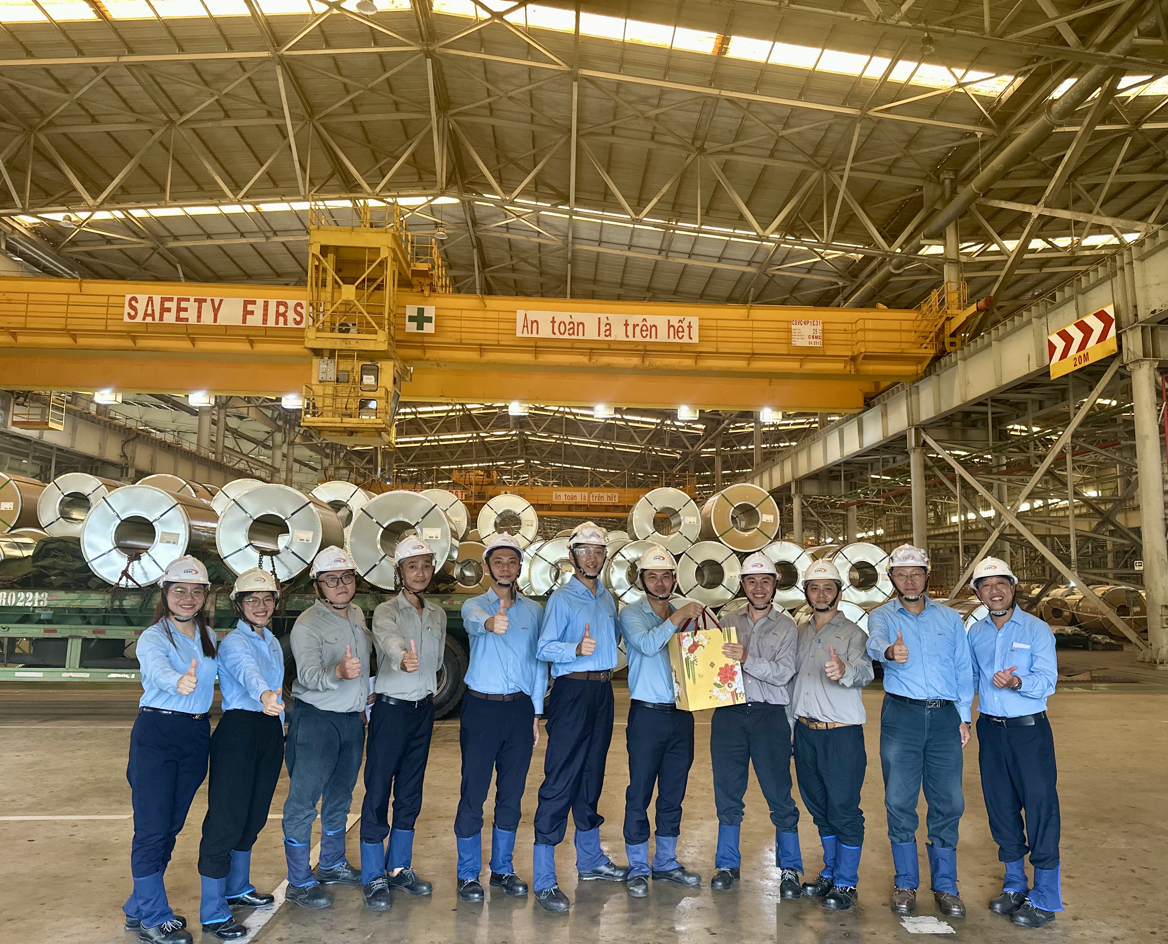 CSVC’S MANAGEMENT BOARD VISITS EMPLOYEES FOR LUNAR NEW YEAR