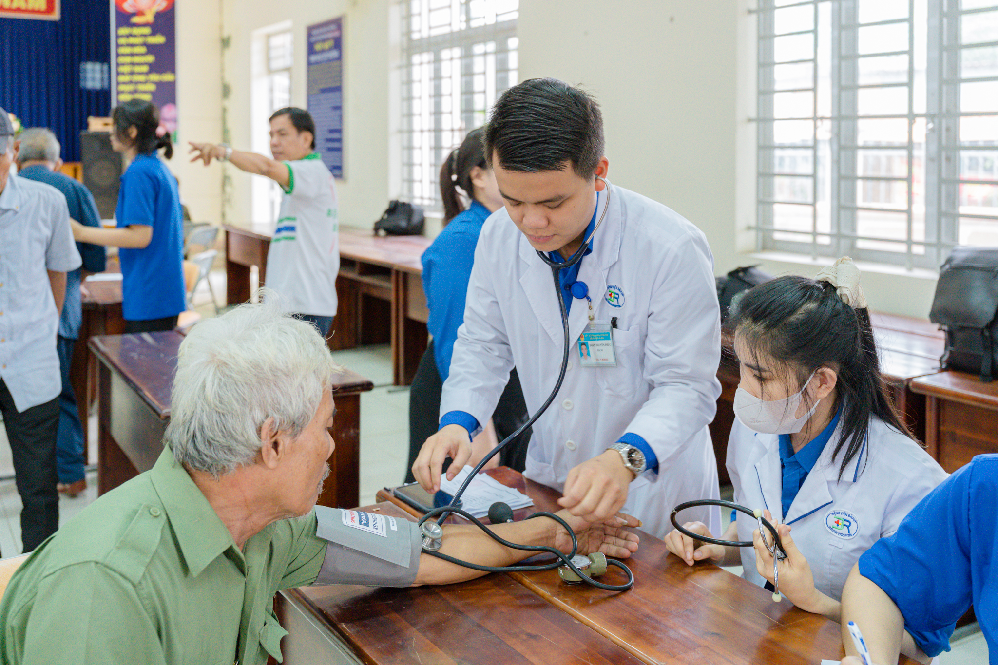 PROGRAM OF FREE MEDICAL EXAMINATION, MEDICATION DISTRIBUTION, AND GIFT-GIVING PROGRAM FOR DISADVANTAGED AND ELDERLY PEOPLE OF MY XUAN WARD, PHU MY CITY IN 2025