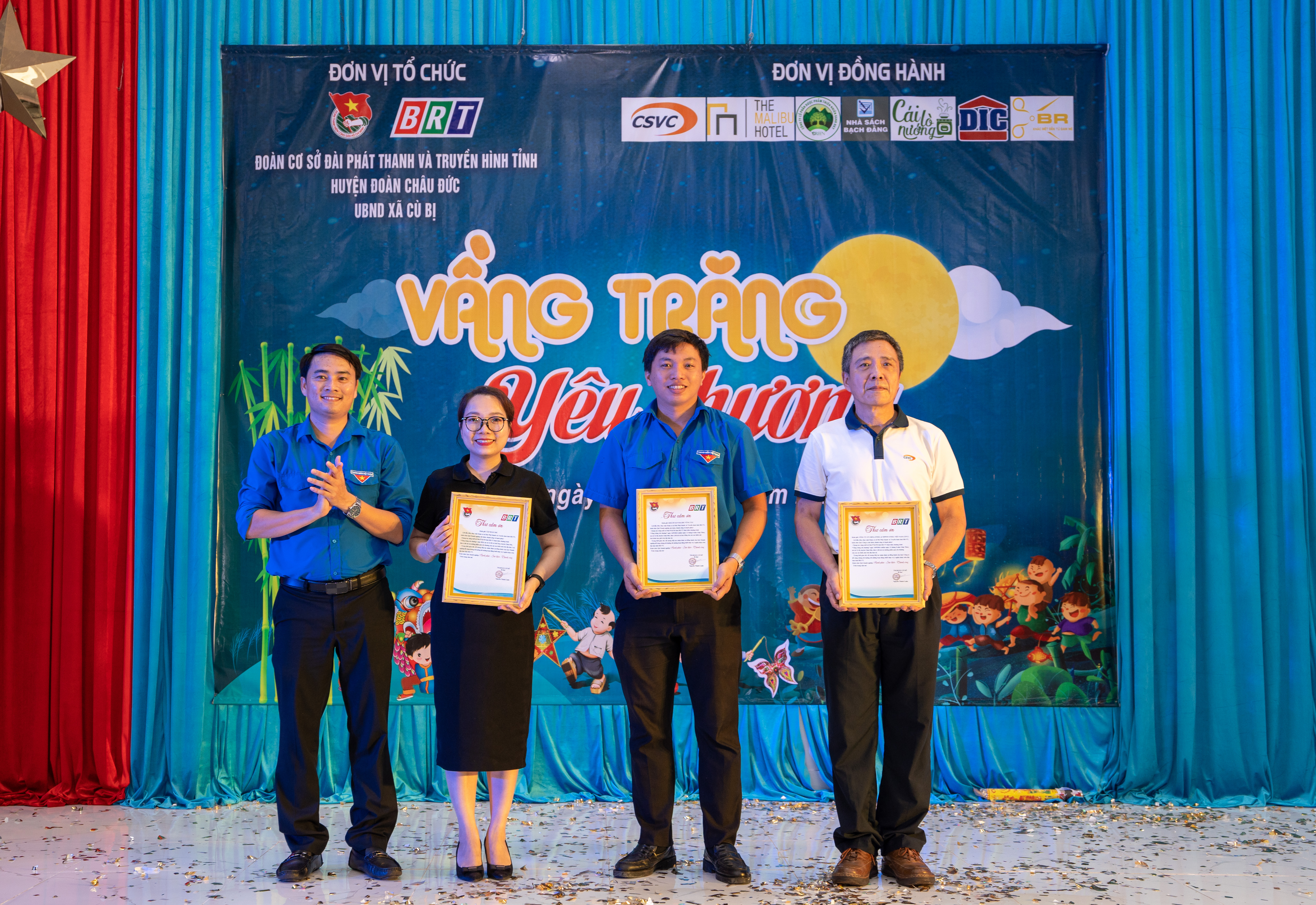 ORGANIZING THE PROGRAM “THE MOON OF LOVE 2024” GIVING MID-AUTUMN GIFT TO DISADVANTAGED STUDENTS IN CU BI COMMUNE, CHAU DUC DISTRICT, BRVT PROVINCE